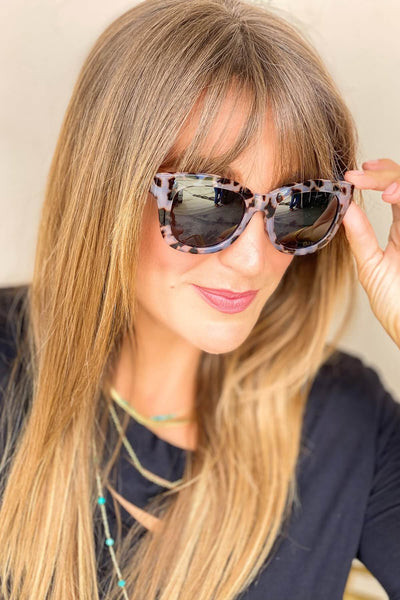 Women’s Sunglasses Styles 101: How to Choose the Perfect Sunglasses