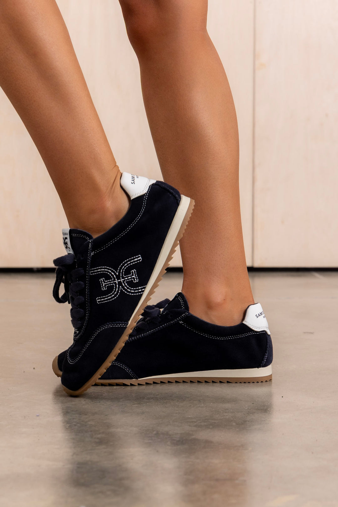 DOORBUSTER Sam Edelman Isella Suede Midnight Blue Sneakers