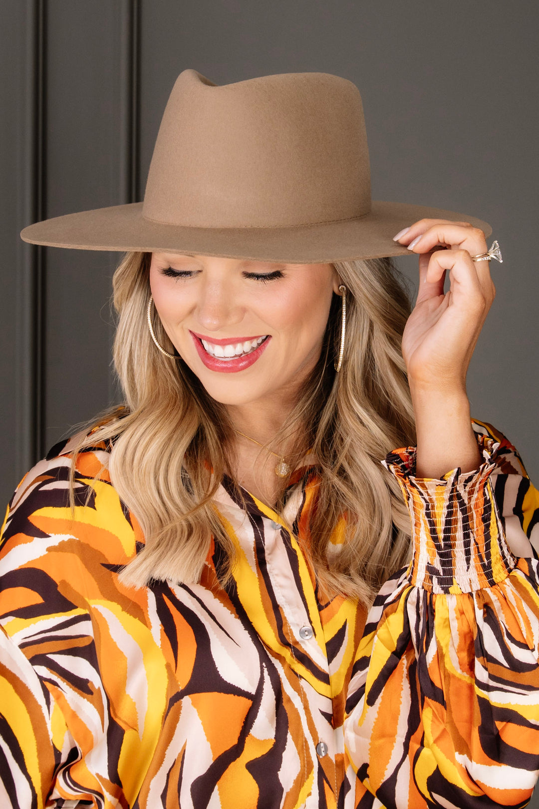 GIGI PIP Dakota Brown Triangle Crown Hat display picture 2